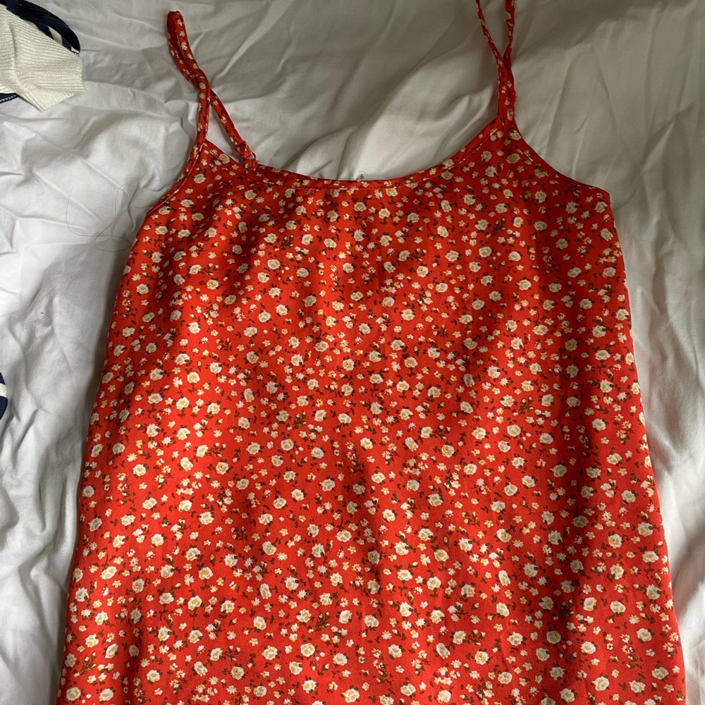 orange floral top